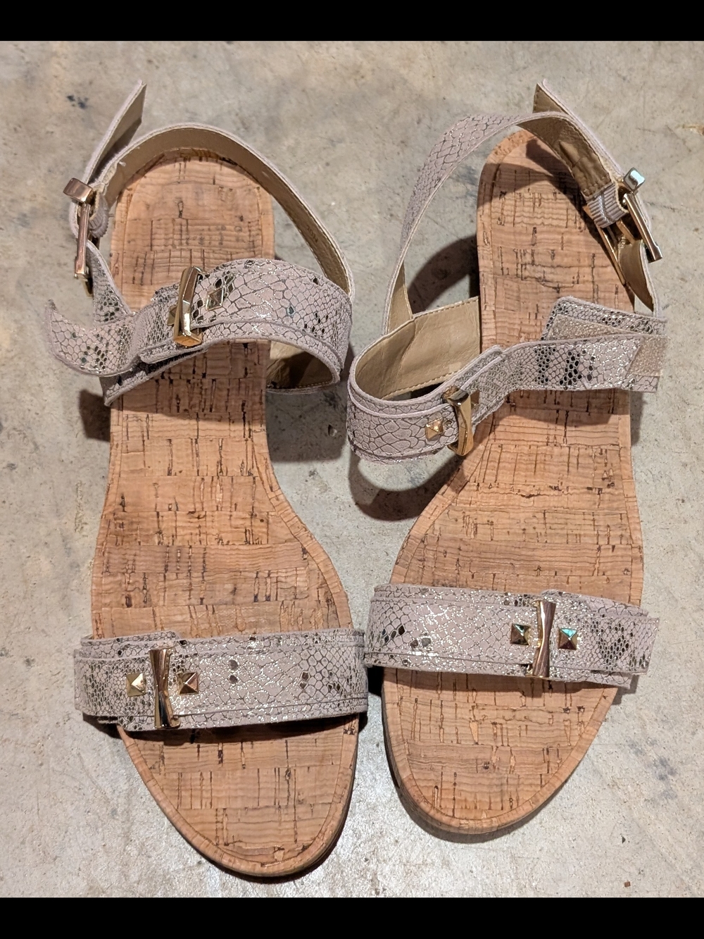 Vaneli Women's Light Beige Snake-Print Ankle-Strap Sandals with Gold 10 Narrow